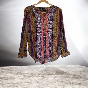 Chic Multicolor Women's Nine West long sleeve boho top. Size M
